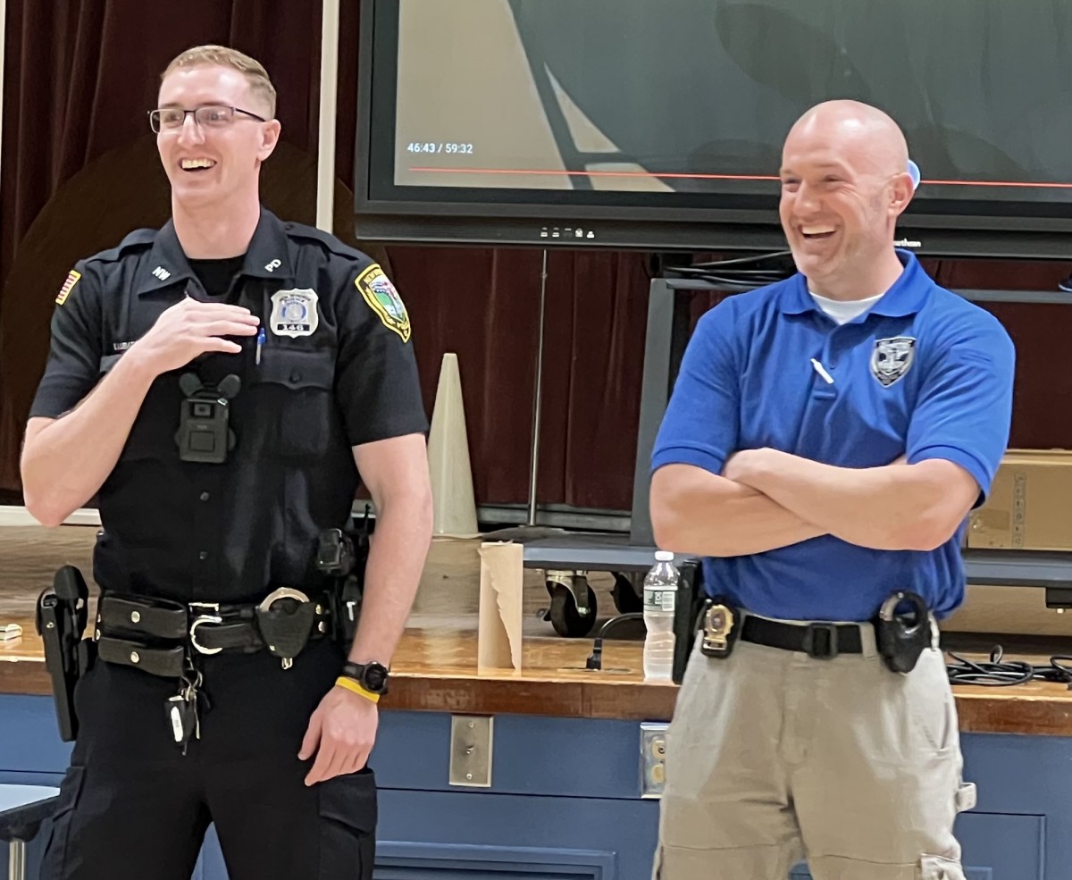 New Windsor Police Officers Visit Vails Gate Scholars Vails Gate